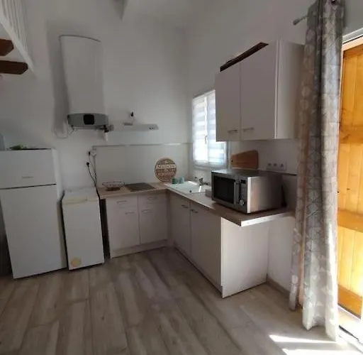 En Petite Camargue Apartman
